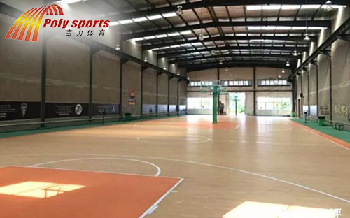室內(nèi)籃球場(chǎng)