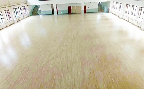 籃球場(chǎng)木地板