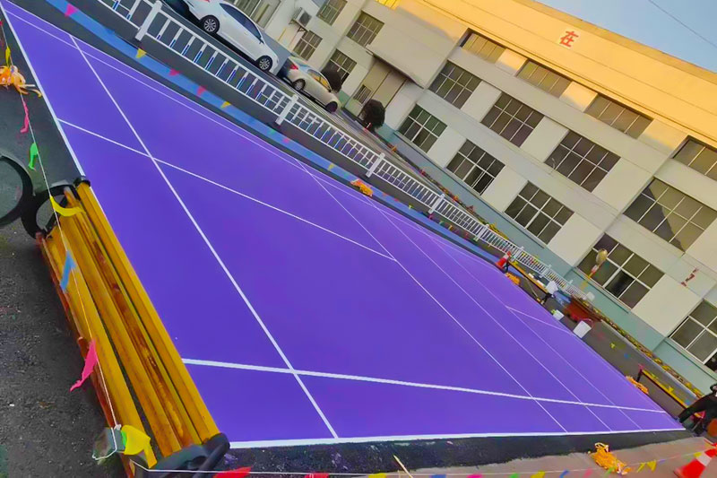 屋頂羽毛球場(chǎng)