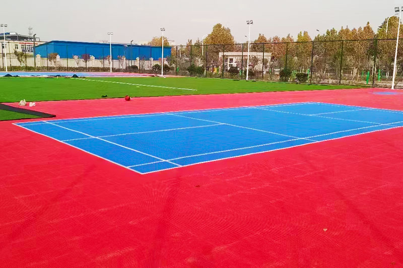 室外羽毛球場(chǎng)