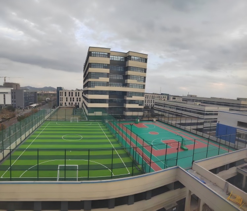 屋頂籃球場